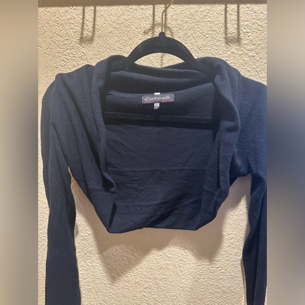 Catwalk Black Shrug
